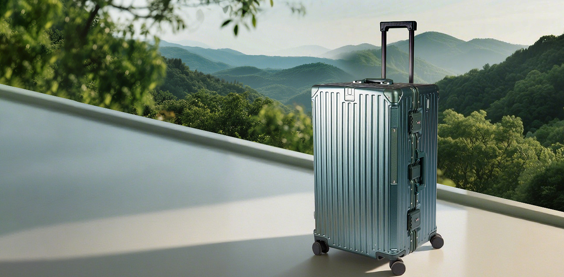 Pinghu Huacheng Suitsase & Bag Co., Ltd.
